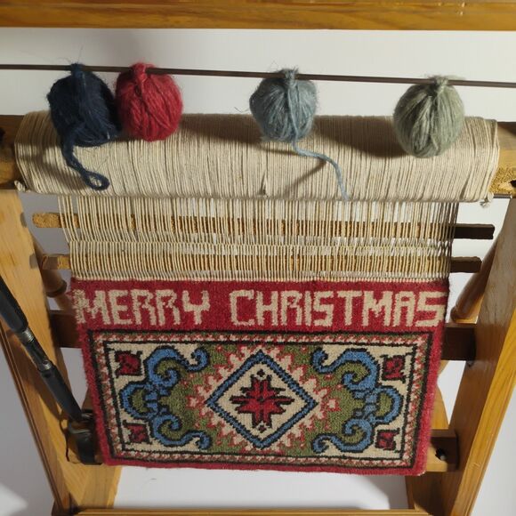 Vintage Mini Rug Weaving Loom Salesman Sample Display Model 11x14” Beautiful - Picture 11 of 13
